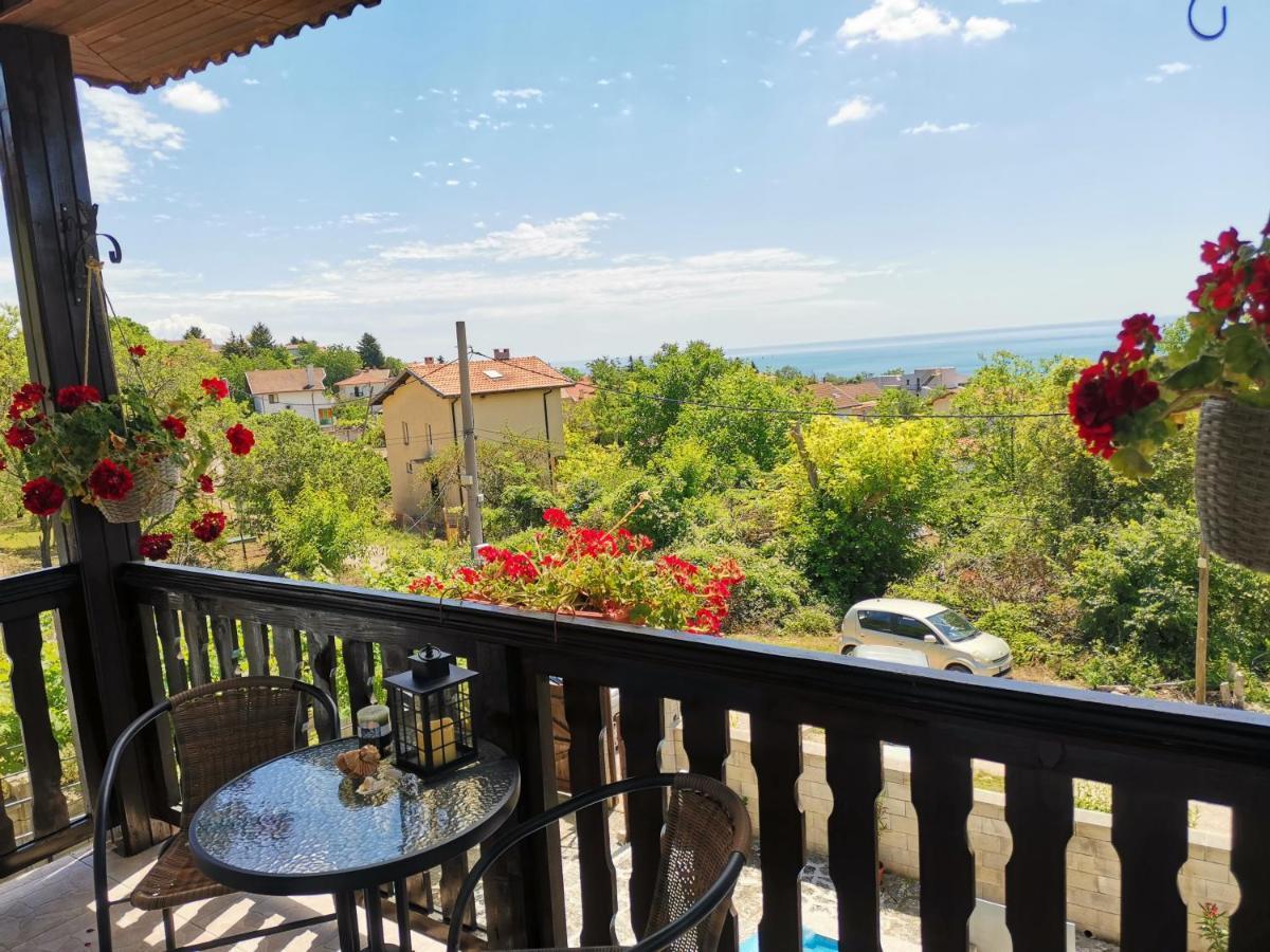 Villa Holly بالشيك المظهر الخارجي الصورة