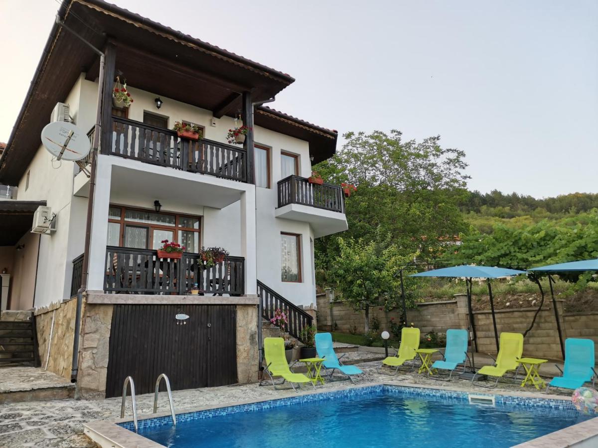 Villa Holly بالشيك المظهر الخارجي الصورة