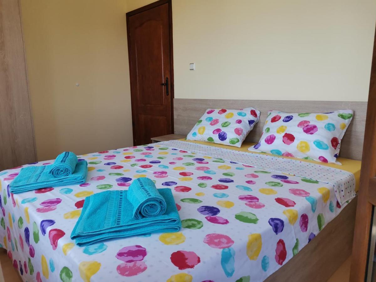 Villa Holly بالشيك المظهر الخارجي الصورة
