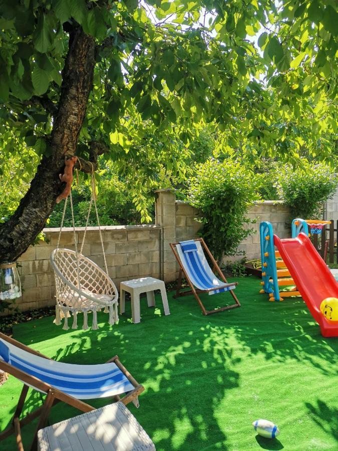 Villa Holly بالشيك المظهر الخارجي الصورة